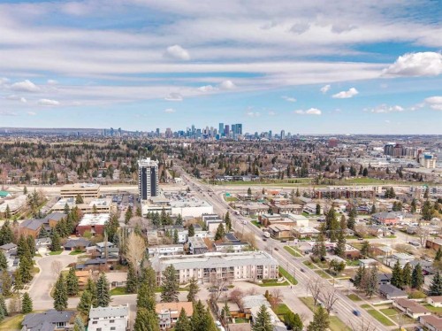 314-910 70 Avenue Sw, Calgary, AB - Outdoor With View
