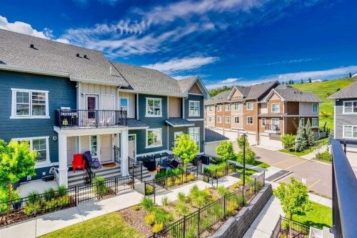 607 Cranbrook Walk Se, Calgary, AB 