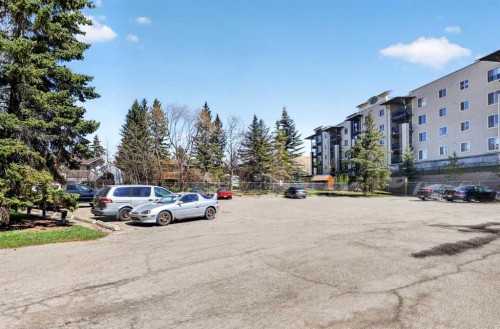 204-36 Glenbrook Crescent, Cochrane, AB - Outdoor