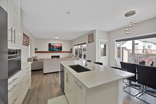 2386 Fairways Circle Nw, Airdrie, AB - Indoor Photo Showing Kitchen