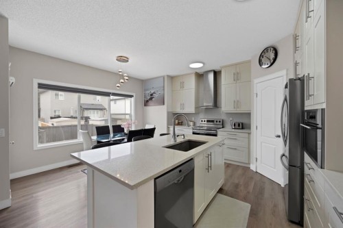 2386 Fairways Circle Nw, Airdrie, AB - Indoor Photo Showing Kitchen