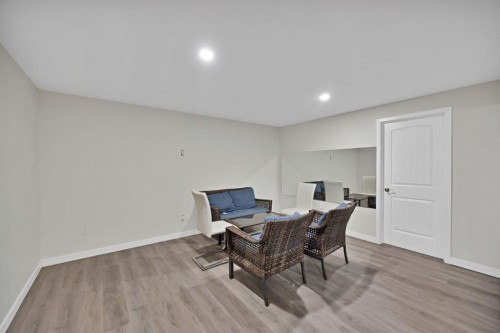 2386 Fairways Circle Nw, Airdrie, AB - Indoor