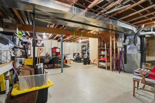 4432 Elgin Avenue Se, Calgary, AB - Indoor Photo Showing Basement