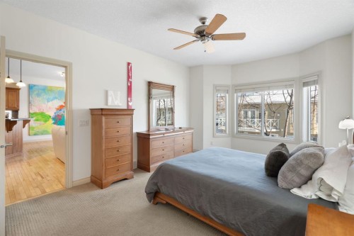 20 Ranch Road, Okotoks, AB - Indoor Photo Showing Bedroom