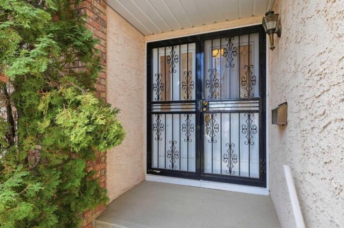 6 Christie Briar Lane Sw, Calgary, AB - Outdoor