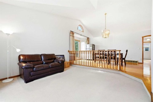 6 Christie Briar Lane Sw, Calgary, AB - Indoor