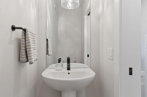364 Fireside Way, Cochrane, AB 