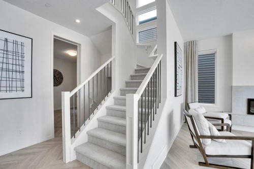 195 Lucas Common Nw, Calgary, AB - Indoor Photo Showing Other Room