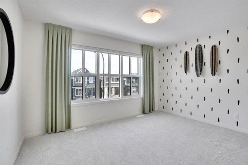 195 Lucas Common Nw, Calgary, AB - Indoor Photo Showing Other Room