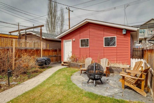 2128 Broadview Road Nw, Calgary, AB - Outdoor With Deck Patio Veranda