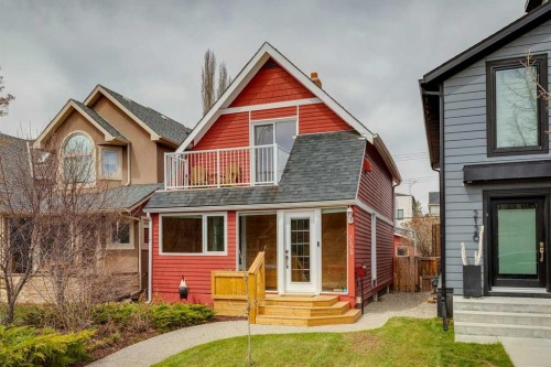 2128 Broadview Road Nw, Calgary, AB - Outdoor With Facade