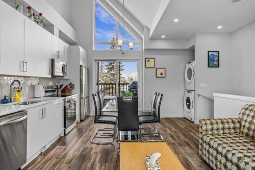 205-105 Kananaskis Way, Canmore, AB - Indoor Photo Showing Other Room