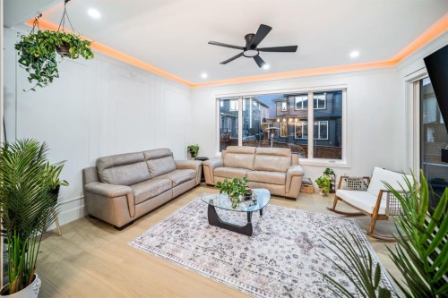 103 Aspen Summit Close Sw, Calgary, AB - Indoor Photo Showing Living Room