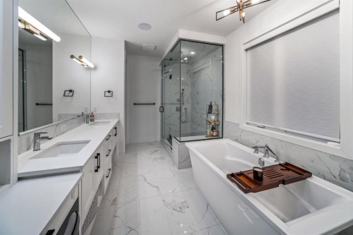 103 Aspen Summit Close Sw, Calgary, AB - Indoor Photo Showing Bathroom