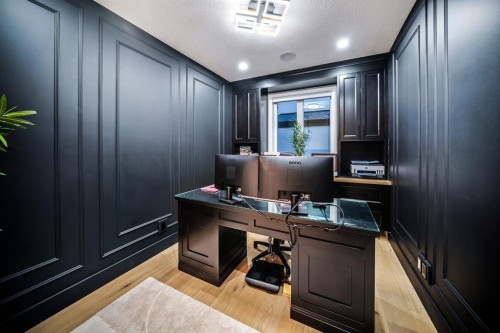 103 Aspen Summit Close Sw, Calgary, AB - Indoor Photo Showing Office