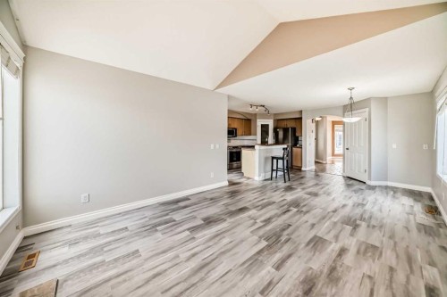 168 Tuscany Springs Way Nw, Calgary, AB - Indoor Photo Showing Other Room