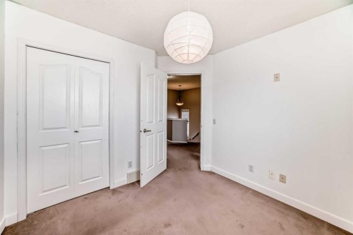 168 Tuscany Springs Way Nw, Calgary, AB - Indoor Photo Showing Other Room
