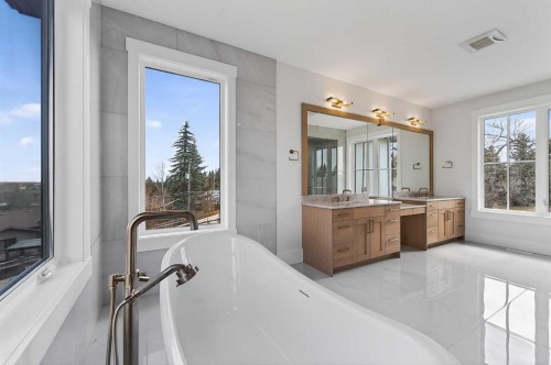 88 Woodlark Drive Sw, Calgary, AB - Indoor Photo Showing Other Room