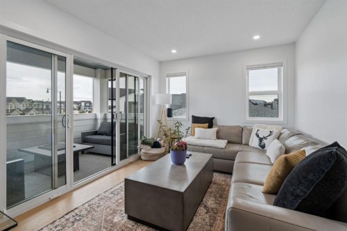 80 Sunrise Heath, Cochrane, AB 