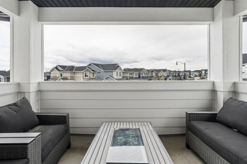 80 Sunrise Heath, Cochrane, AB 