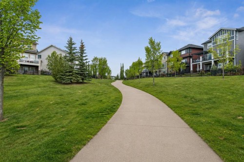 80 Sunrise Heath, Cochrane, AB 