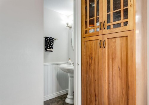 236 2 Avenue Ne, Calgary, AB - Indoor