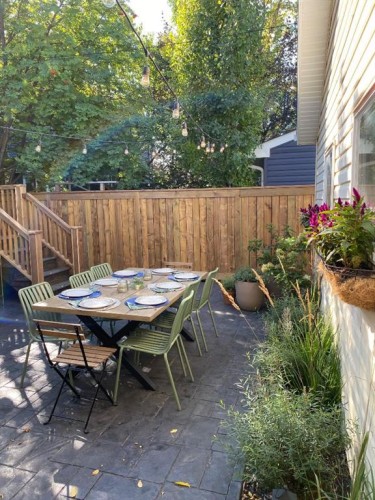 236 2 Avenue Ne, Calgary, AB - Outdoor With Deck Patio Veranda