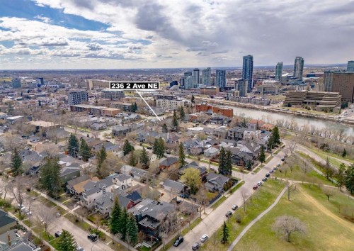 236 2 Avenue Ne, Calgary, AB - Outdoor With View