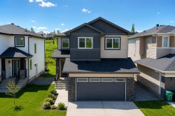 164 Lakewood Circle  Strathmore, AB T1P 1T7