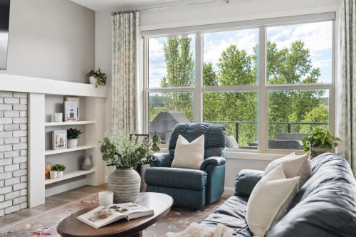 126 Riviera View, Cochrane, AB 