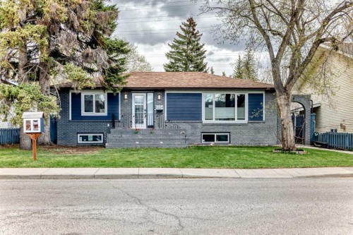 5224 19 Avenue Nw, Calgary, AB - Outdoor