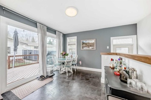 5224 19 Avenue Nw, Calgary, AB - Indoor Photo Showing Other Room