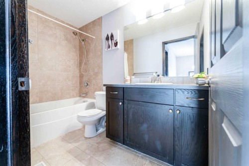 277 Panora Way Nw, Calgary, AB - Indoor Photo Showing Bathroom
