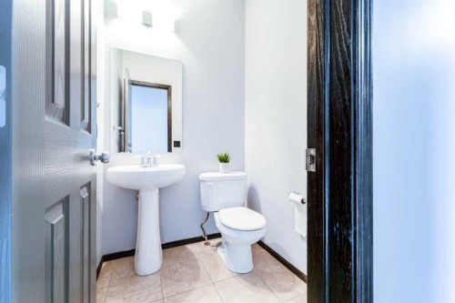 277 Panora Way Nw, Calgary, AB - Indoor Photo Showing Bathroom