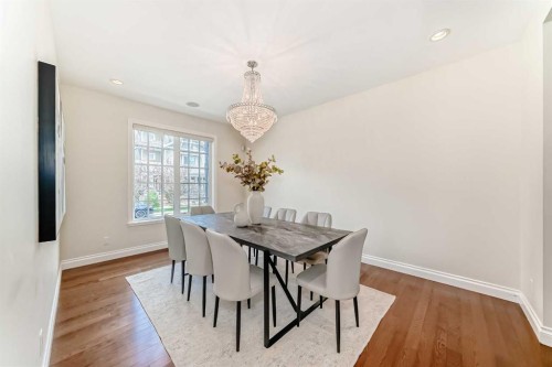 60 Hong Kong Road Sw, Calgary, AB - Indoor Photo Showing Dining Room