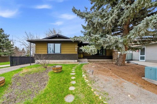 103 Thorson Crescent  Okotoks, AB T1S 1C8