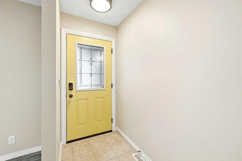 103 Thorson Crescent, Okotoks, AB - Indoor Photo Showing Other Room