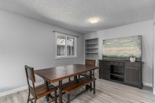 36 Bearberry Crescent Nw, Calgary, AB - Indoor Photo Showing Dining Room