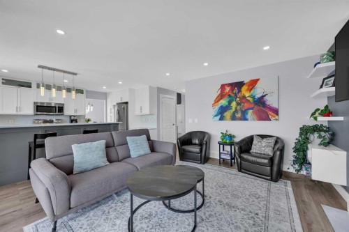 147 Hawkmere View, Chestermere, AB - Indoor Photo Showing Living Room