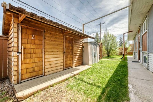 604 69 Avenue Sw, Calgary, AB - Outdoor With Exterior