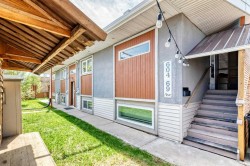 604 69 Avenue SW Calgary, AB T2V 0N9