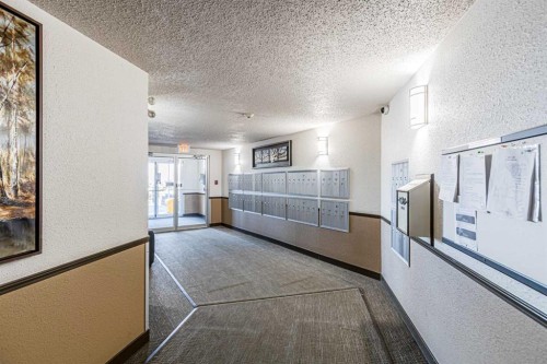 314-21 Dover Point Se, Calgary, AB - Indoor