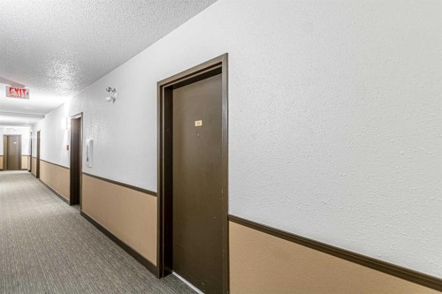 314-21 Dover Point Se, Calgary, AB - Indoor Photo Showing Other Room