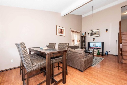 27 Ventura Way Ne, Calgary, AB - Indoor