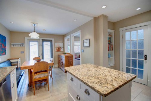 616 9 Avenue Ne, Calgary, AB - Indoor