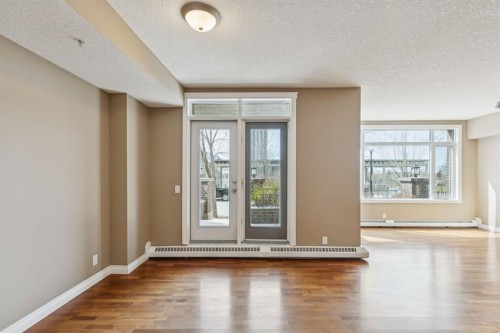108-990 Centre Avenue Ne, Calgary, AB - Indoor Photo Showing Other Room