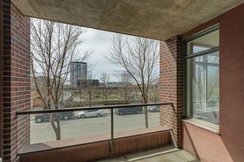 108-990 Centre Avenue Ne, Calgary, AB - Outdoor With Exterior