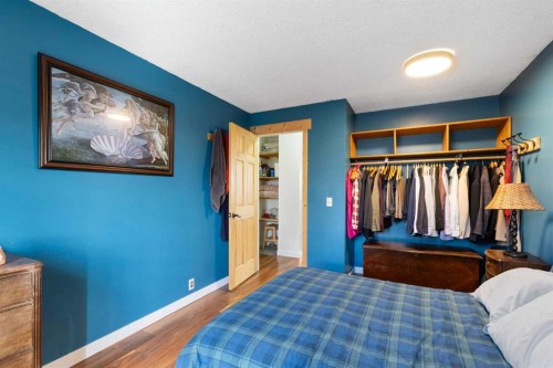 84 Abingdon Crescent Ne, Calgary, AB - Indoor Photo Showing Bedroom