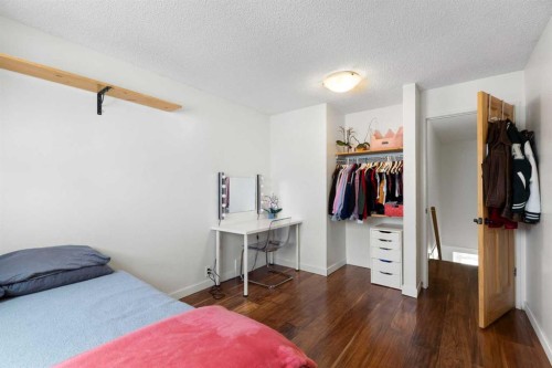 84 Abingdon Crescent Ne, Calgary, AB - Indoor Photo Showing Bedroom