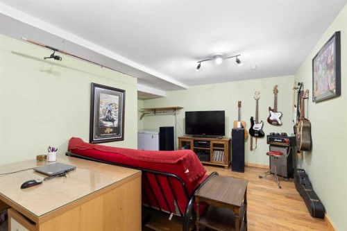 84 Abingdon Crescent Ne, Calgary, AB - Indoor